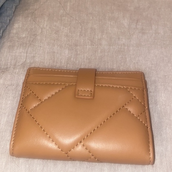 New Kurt Geiger credit card wallet - Picture 4 of 6
